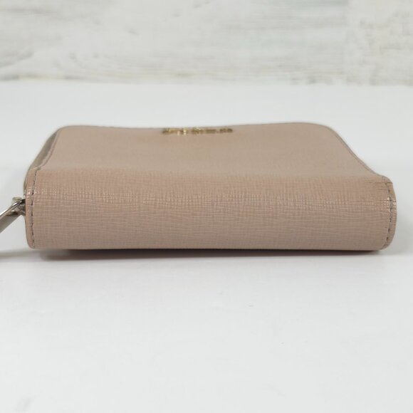 FURLA Designer Genuine Leather ZIP-AROUND Wallet Beige Cream Gold Tone Hardware. - Picture 12 of 16